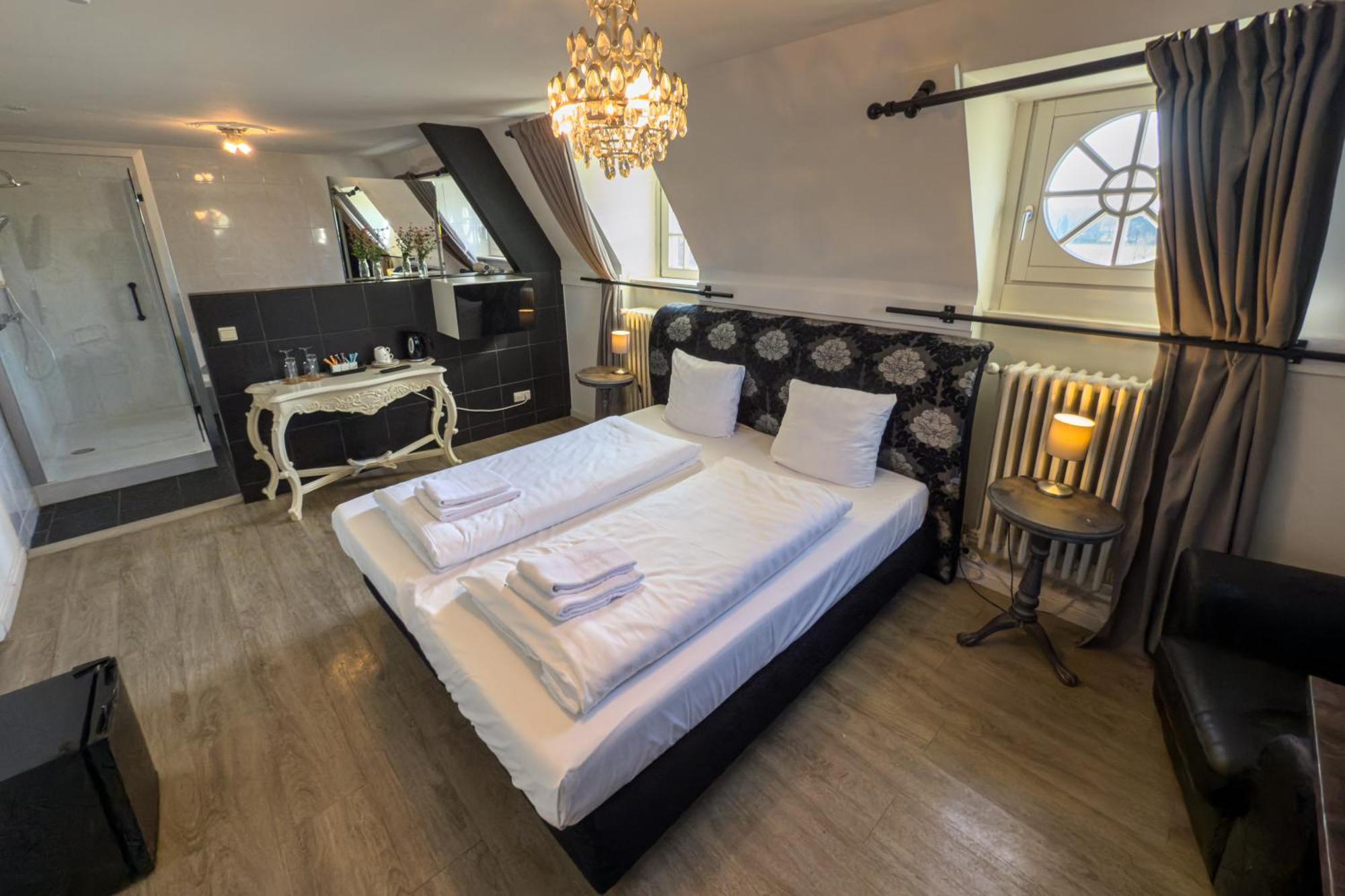 Kasteel Pietersheim Maastricht - Lanaken Hotel Luaran gambar