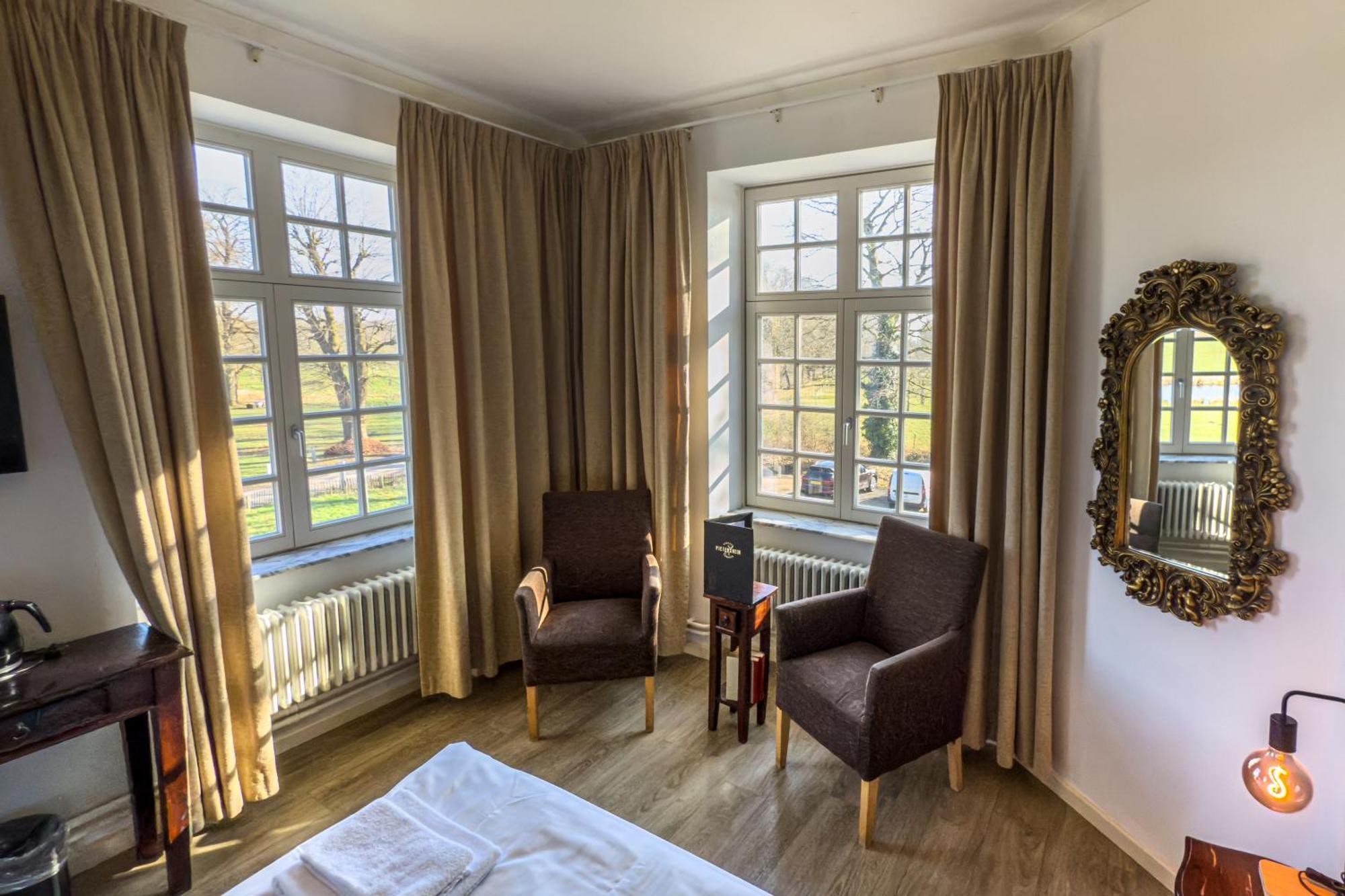 Kasteel Pietersheim Maastricht - Lanaken Hotel Luaran gambar