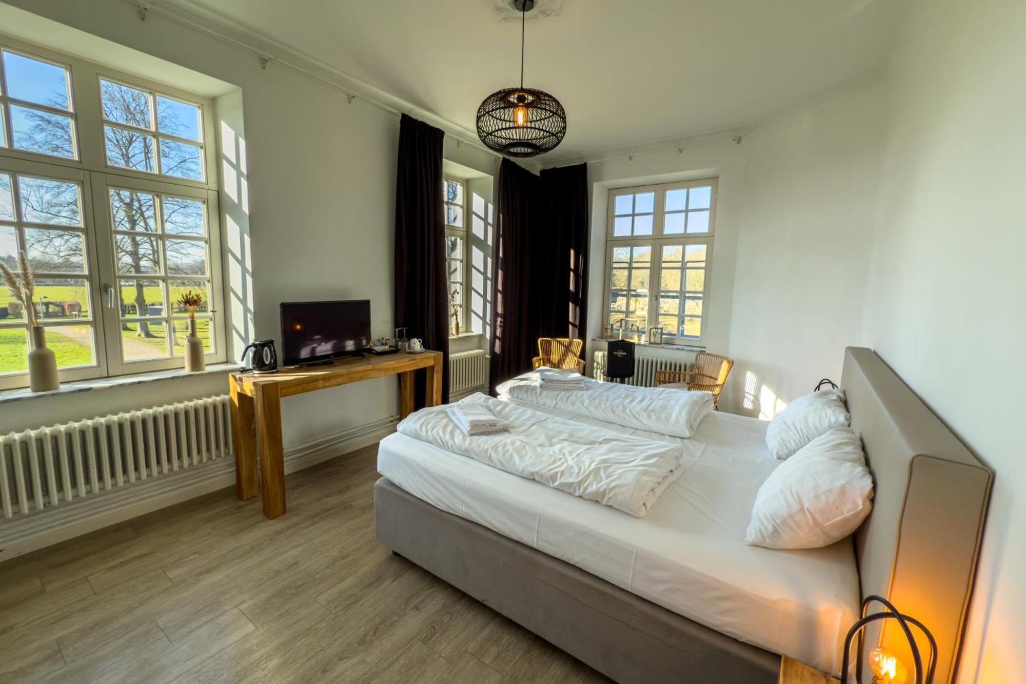 Kasteel Pietersheim Maastricht - Lanaken Hotel Luaran gambar