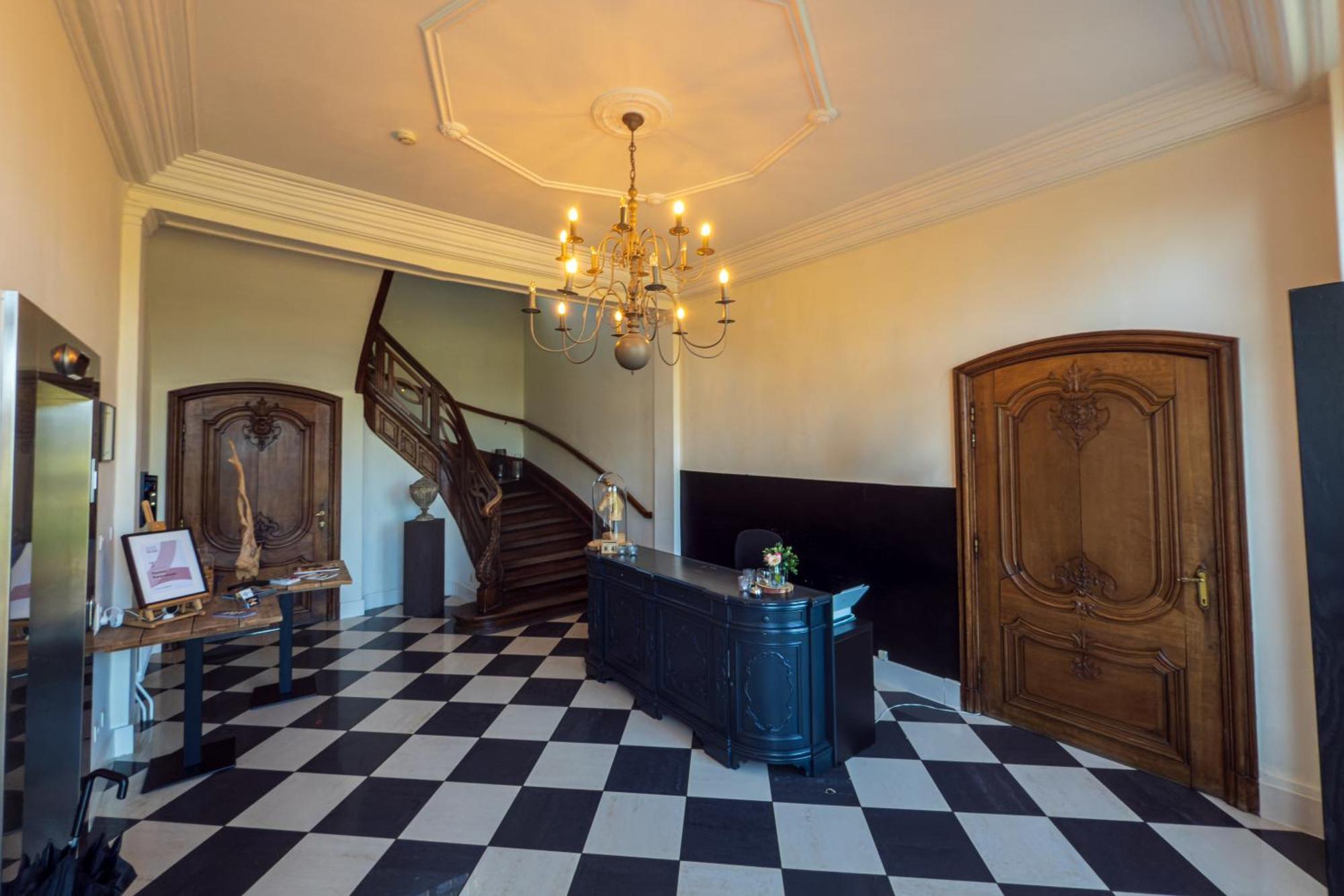 Kasteel Pietersheim Maastricht - Lanaken Hotel Luaran gambar